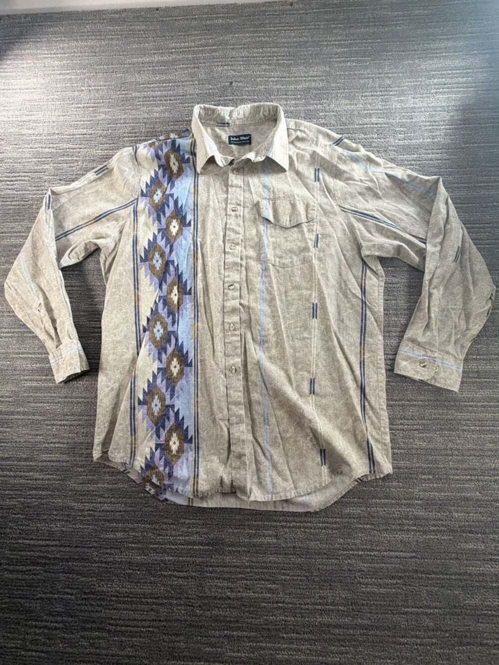 Vintage John Blair Southwestern Aztec Print Long Sleeve Western Button Up Shirt